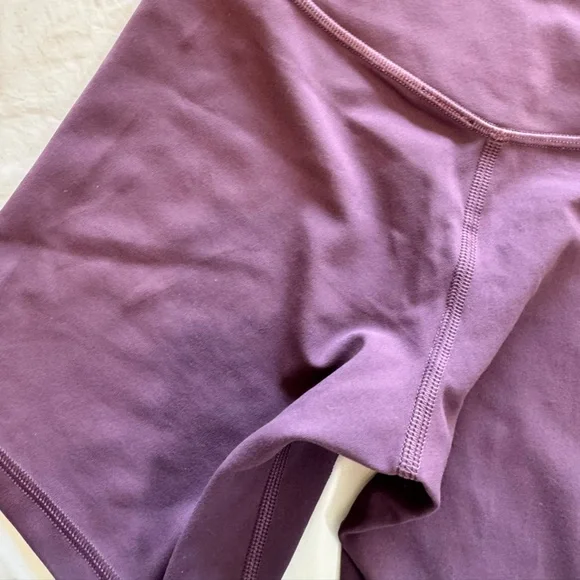 Lululemon Athletics WORN-ONCE Women's Plum Purple Biker Shorts - Picture 8 of 9
